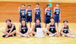 初優勝した男子の境港三中＝三朝町総合スポーツセンター