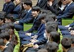 　筑波大の入学式に臨まれる秋篠宮家の長男悠仁さま＝５日午前、茨城県つくば市