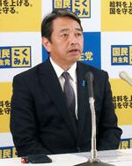 　記者会見する国民民主党の榛葉幹事長＝１４日午後、国会