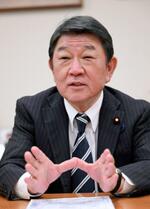 　インタビューに答える自民党の茂木敏充前幹事長