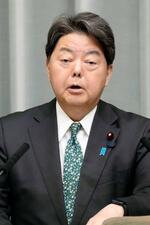 　記者会見する林官房長官＝７日午前、首相官邸