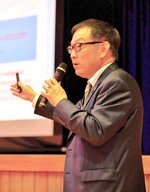 若者が巻き込まれやすいトラブルやその対処法を紹介する高田常務