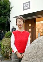 　「大阪コリアタウン歴史資料館」の伊地知紀子副館長＝大阪市生野区
