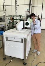 　海上の風況調査に用いるレーザー照射装置＝２０２５年３月、福島県郡山市