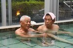 三朝温泉で台風被災者への入浴支援 佐治町民が疲れ癒やす - 日本海新聞