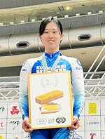 自転車女子スプリントで準優勝に輝いた北中成実＝２８日、北九州市の北九州メディアドーム