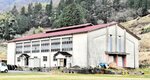 利活用されないことから解体を進める旧八田中体育館＝新温泉町石橋