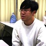 　生まれつき右耳がほとんど聞こえない光本一貴さん＝２０２５年３月、東京都足立区