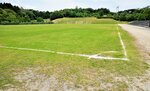 人工芝での改修方針が明らかになった東伯総合公園サッカー場＝琴浦町