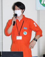 琴浦町の魅力を紹介する辻中主事