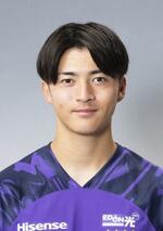 　川村拓夢
