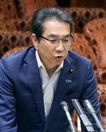 　参院予算委の集中審議で答弁する江藤農相＝１９日午前