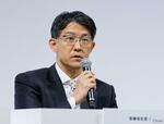 　記者会見するトヨタ自動車の佐藤恒治社長＝８日、東京都中央区