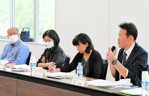 保育分野の現状や課題について伝える参加者