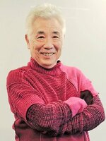  「新しいものをつくって、批判いただいて。幸せ者だなと思う。世の中から見たらちっぽけな運動だが、一生あってもやり尽くせない」というイッセー尾形