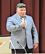 宮城野部屋への入門会見で高みを目指すと誓った落合＝昨年１２月、鳥取城北高