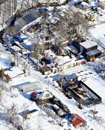 　札幌市南区にある民間動物園「ノースサファリサッポロ」＝３月（共同通信社ヘリから）