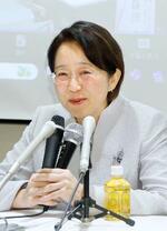 　記者会見する高橋政代氏＝３０日午後、東京都内