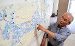 昨年６月に作成した「支え愛マップ」について説明する木山会長