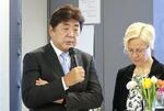 　トーンキュンストラー管弦楽団音楽監督の契約期間が２０２５年まで延長されることが発表され、ウィーンで記者会見した際の佐渡裕さん（共同）＝２０１９年