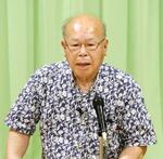 　講演する日本被団協の田中重光代表委員＝３１日午後、佐賀県伊万里市