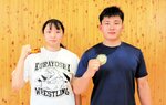 Ｕ２０アジア選手権で奮闘を誓う磯江大成（右）と中野咲羅＝倉吉総産高