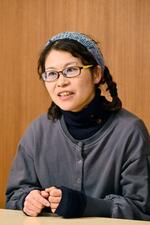 　「生きるために作るしかないから、作っている」と話す宮本華子さん