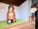 陶器を使って表現された「総理大臣　石破茂」