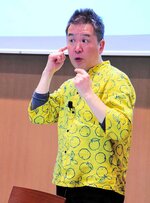 「聞こえない人、聞こえにくい人が楽しめるようにともに考えたい」と呼びかける西岡代表