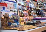 　ジェットコースター男さんの店舗で展示されている模型などのグッズ