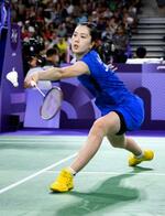 　女子シングルス１次リーグ　ペルー選手と対戦する大堀彩＝パリ（共同）