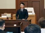 　県議会で発言する斎藤元彦兵庫県知事＝２６日午前