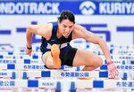 男子１１０㍍障害決勝で５位と力走した藤井亮汰＝ヤマタスポーツパーク陸上競技場