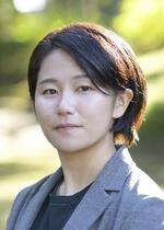 　斉藤彩氏
