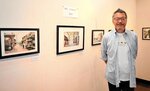 竹内さんが描いた懐かしい倉吉の風景画が並ぶ会場