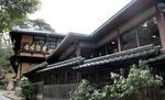 　老舗旅館「岩惣」＝広島県廿日市市の宮島