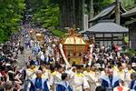 　日光東照宮で行われた恒例行事「百物揃千人武者行列」＝１８日午前、栃木県日光市