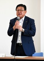 ４年ぶりの通常開催に向けて関係者へ協力を呼びかける広田会長＝１８日、倉吉市役所第２庁舎