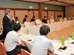 県内林業のデジタル化について話し合う参加者ら