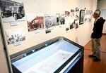 町の変遷がたどれる写真などが並ぶ会場