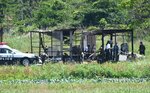 焼け落ちた作業小屋＝２８日大山町古御堂