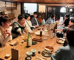 移住者やＵターン、地元住民が語り合う場「たのはな」の様子