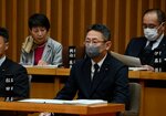 約３カ月ぶりに公の場に姿を見せた松田県議＝２９日、鳥取県議会本会議場