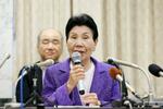 　刑事裁判の再審制度見直しを検討する法制審議会部会の第２回会合終了後、取材に応じる袴田ひで子さん＝３０日午後、東京都千代田区