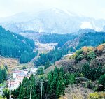初冠雪が確認された鉢伏山＝１３日午後０時４５分ごろ、香美町村岡区大笹（ハチ北観光協会提供）