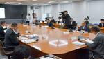 　金沢市で開かれた、石川県防災会議の震災対策部会＝７日午後