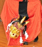 愛嬌（あいきょう）のある表情と角が特徴の麒麟獅子の頭
