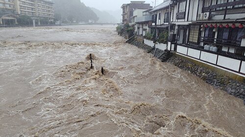 三朝の河原風呂