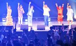 出演者と来場者が一体となって盛り上がった会場＝２３日、米子コンベンションセンター