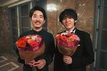 　エリザベート王妃国際音楽コンクールのピアノ部門で２位の久末航さん（左）と５位の亀井聖矢さん＝１日、ベルギー・ブリュッセル（共同）